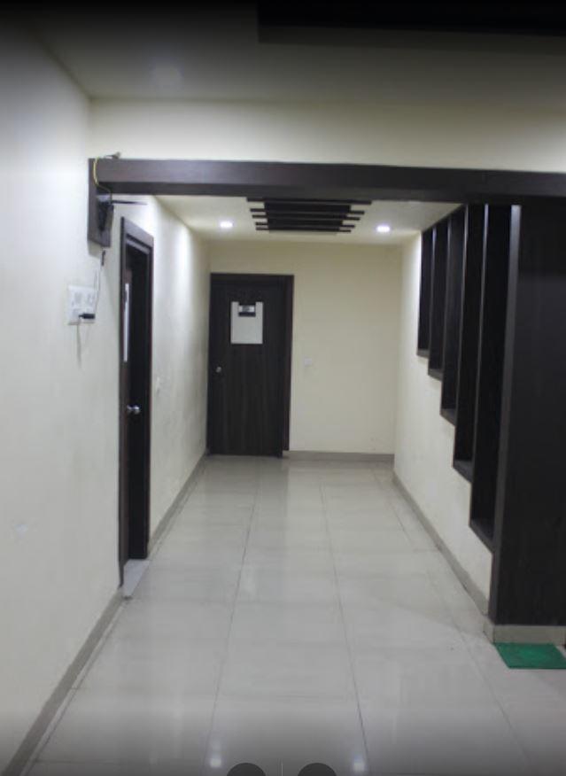 City Surya Hotel Gaya Eksteriør billede
